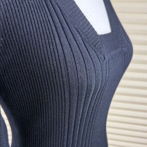 Black Ribbed Knit Sweater - Picture 5 of 13